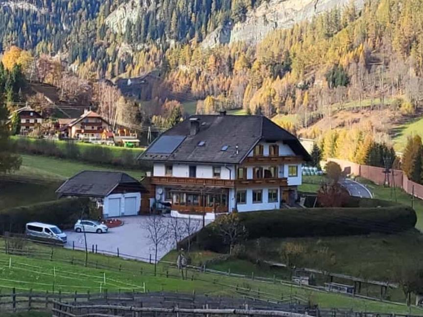 ホテル Haus Pfeifenberger ツェーダーハウス エクステリア 写真